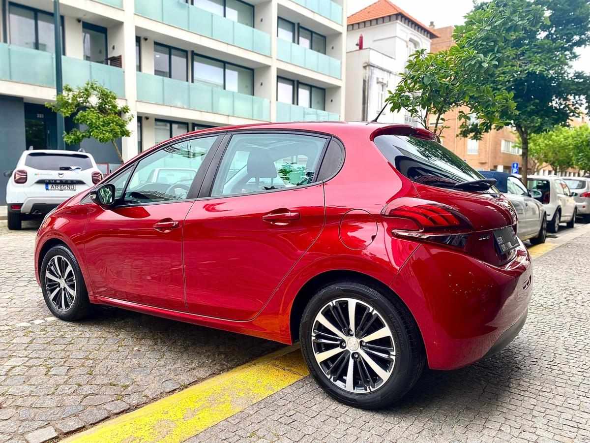 peugeot-208-2017-gasolina-1199cc