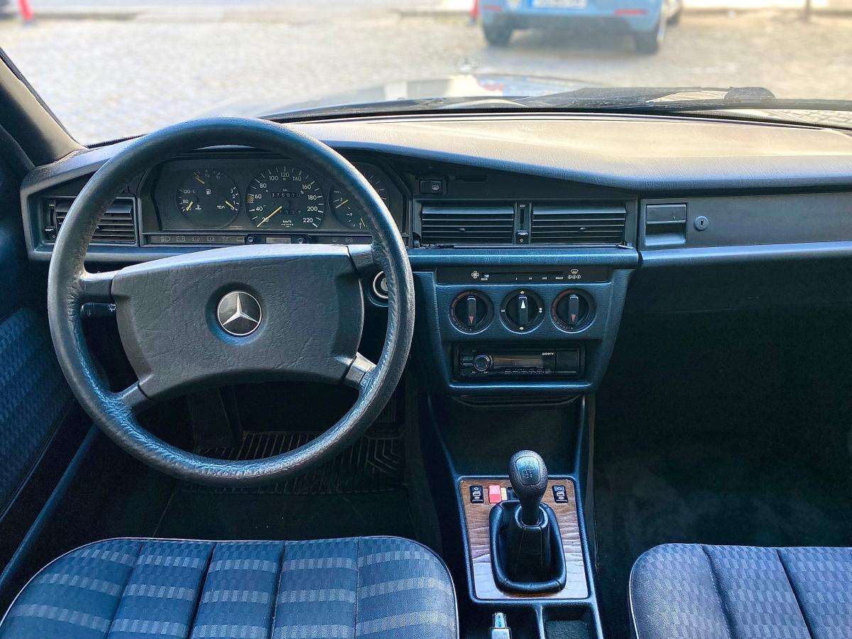mercedes-benz-190-1990-diesel-2497cc