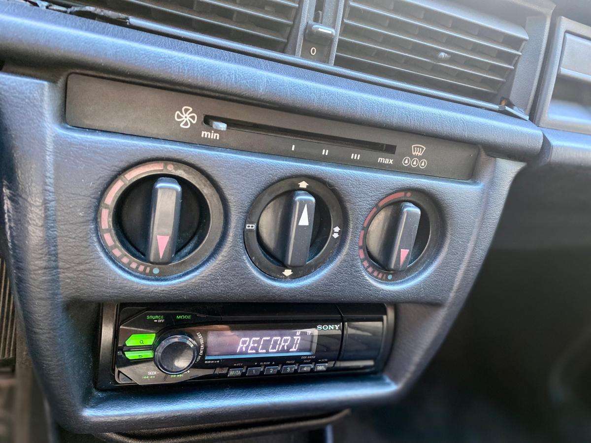mercedes-benz-190-1990-diesel-2497cc