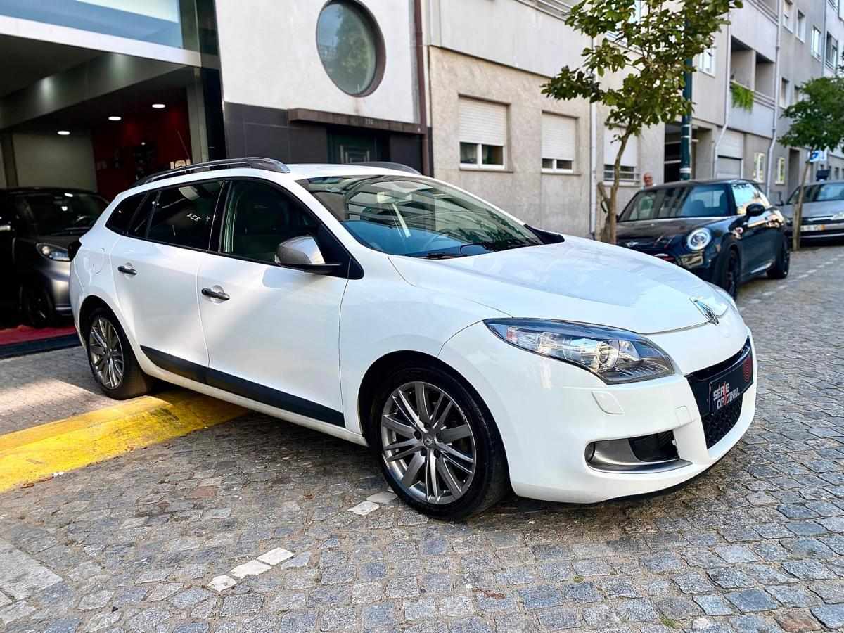 renault-megane-sport-tourer-2010-diesel-1461cc