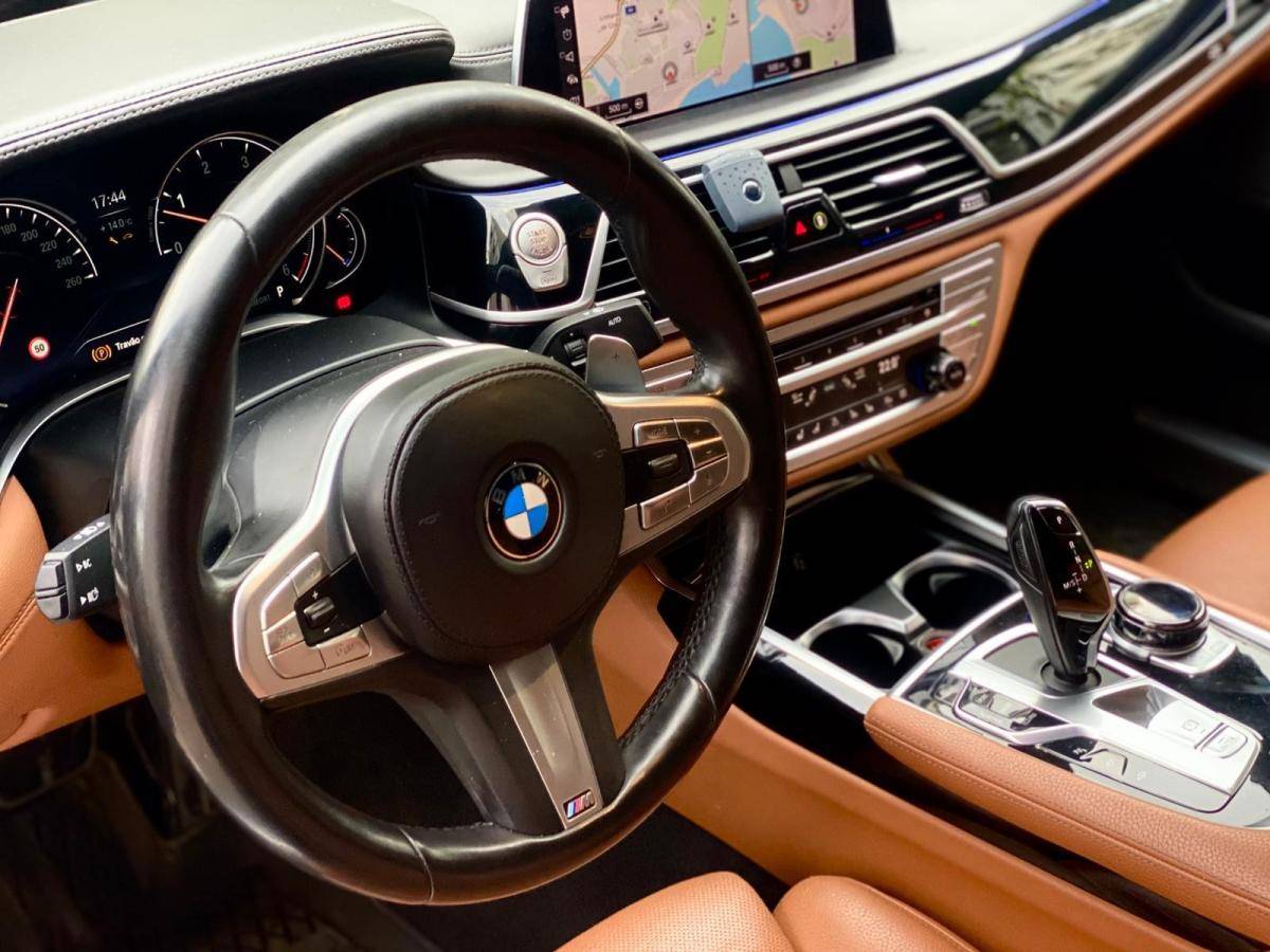 bmw-serie-7-2018-diesel-2993cc