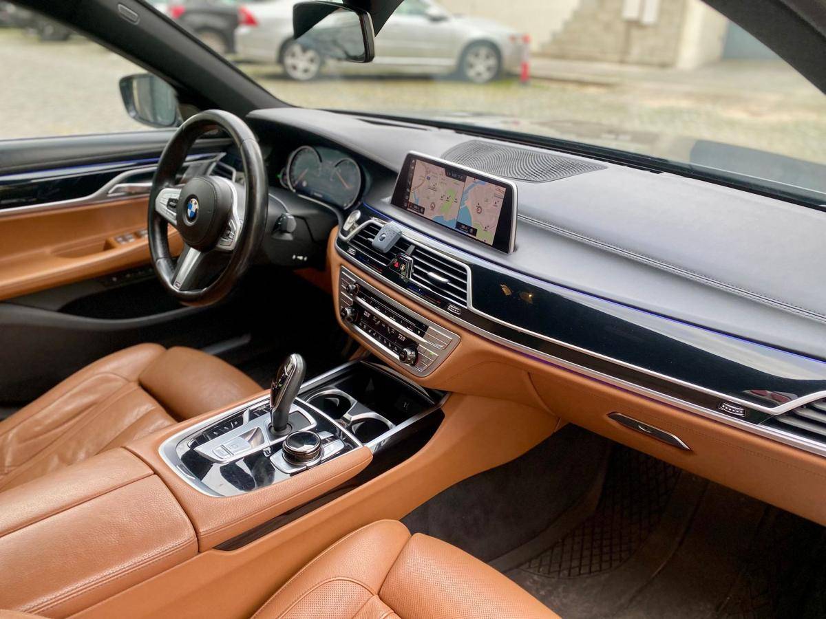 bmw-serie-7-2018-diesel-2993cc