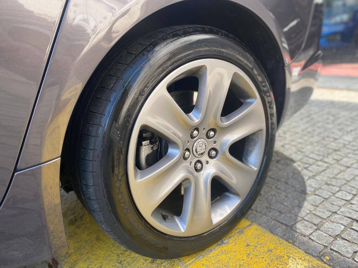 jaguar-xf-2008-diesel-2720cc