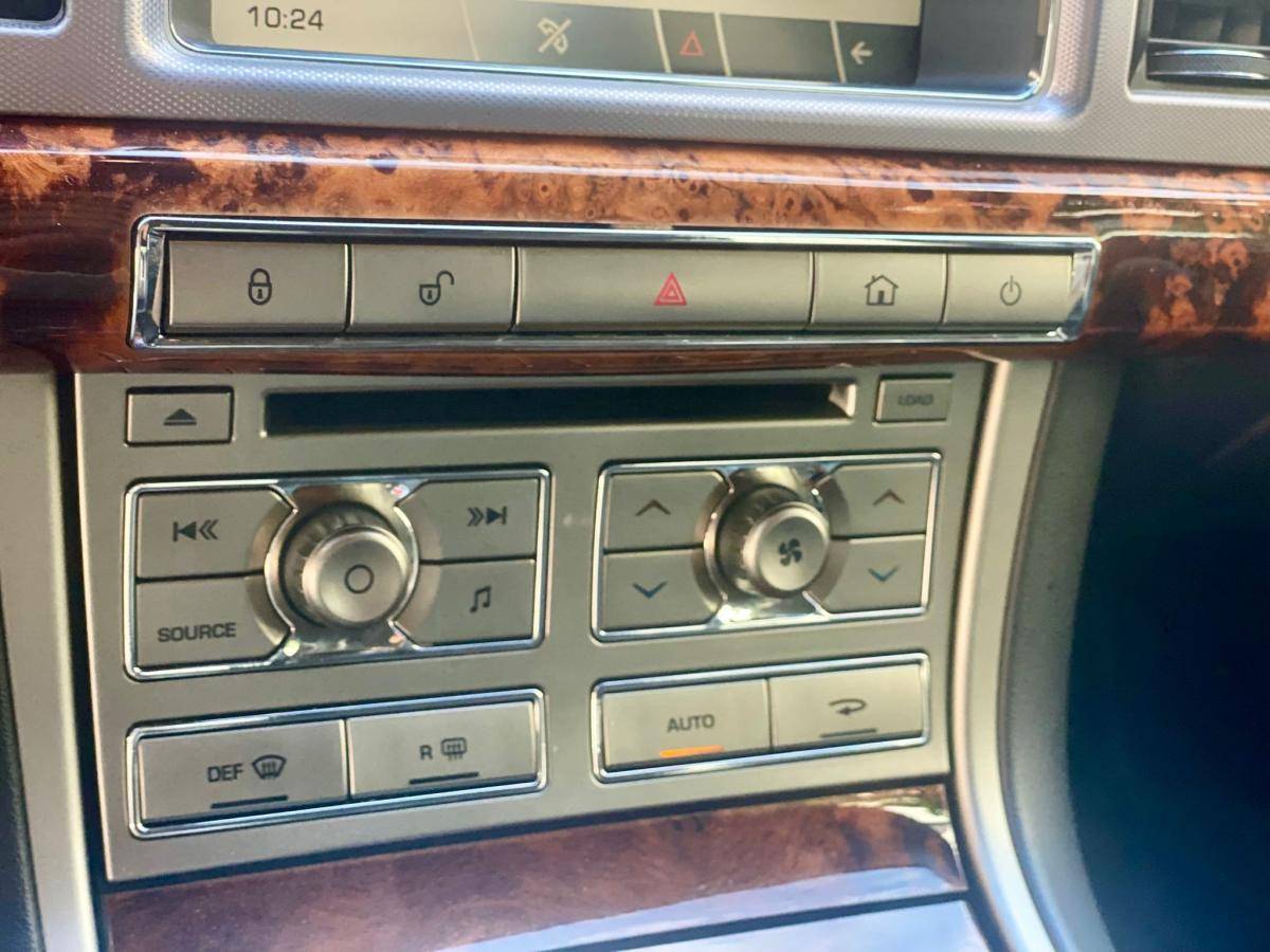 jaguar-xf-2008-diesel-2720cc