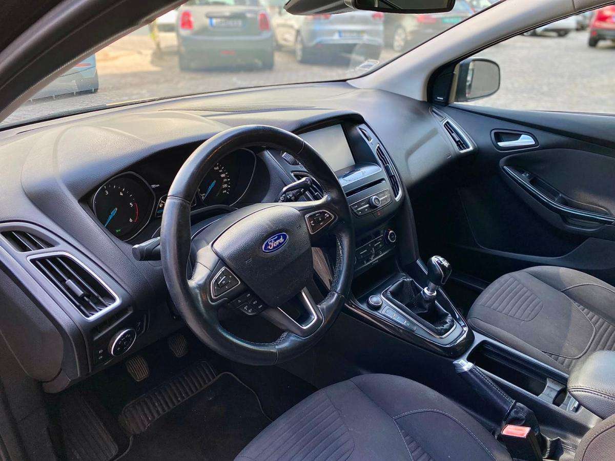 ford-focus-sw-2015-diesel-1499cc