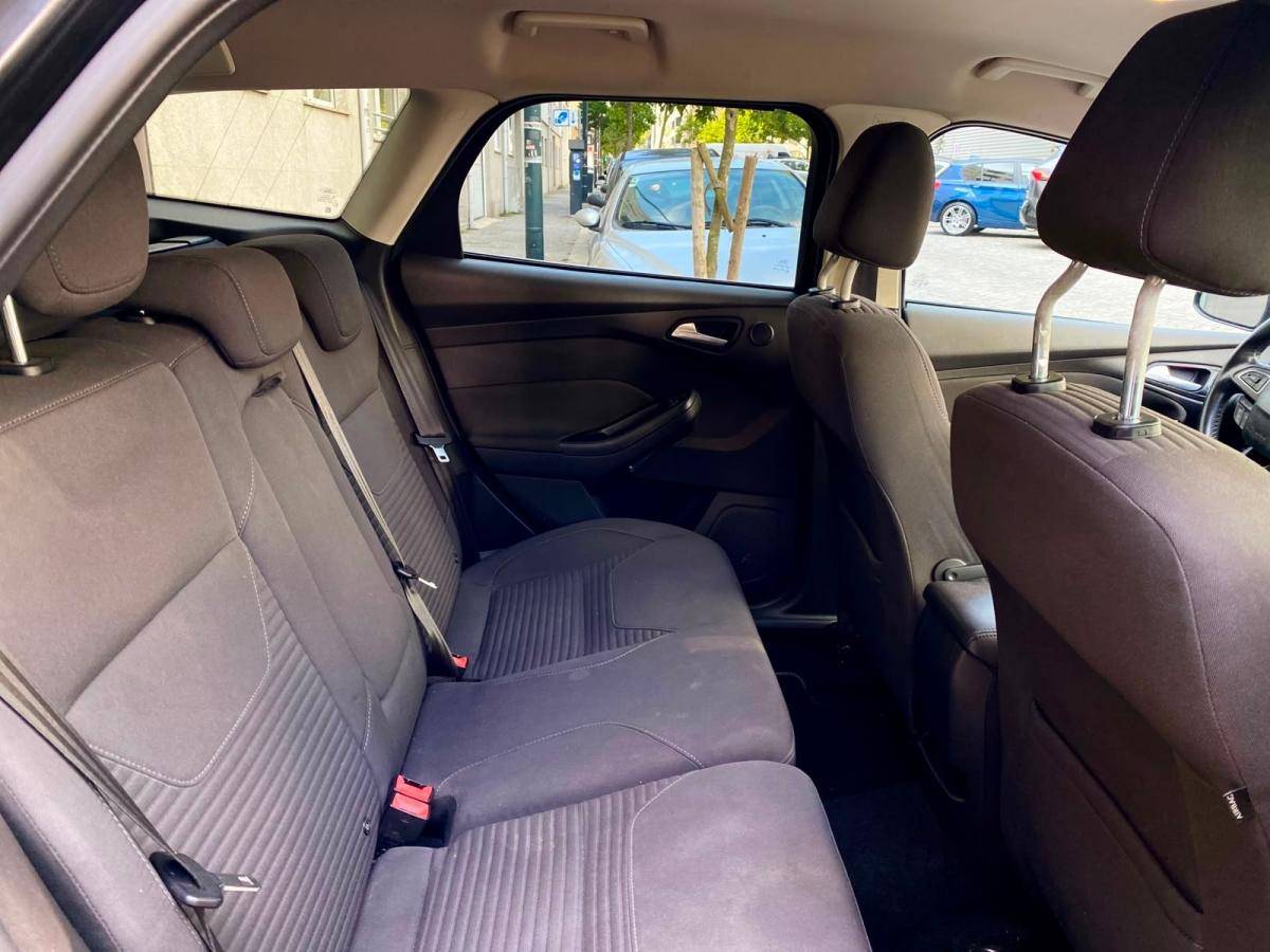 ford-focus-sw-2015-diesel-1499cc