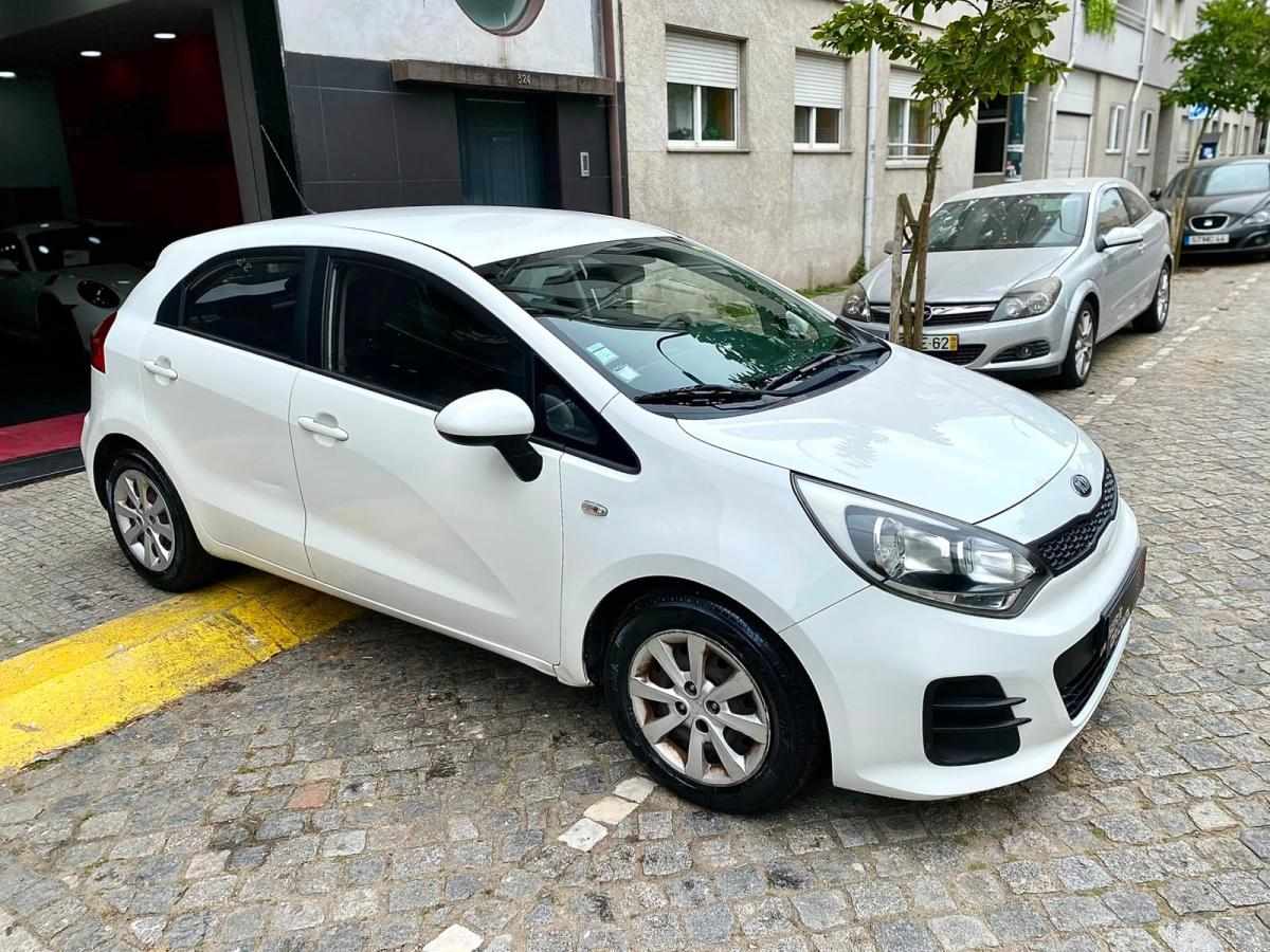 kia-rio-2015-diesel-1120cc