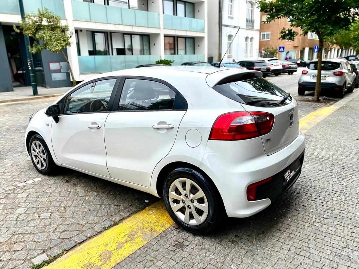kia-rio-2015-diesel-1120cc