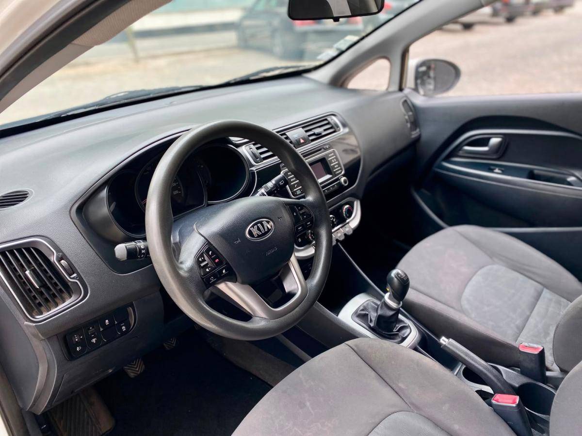 kia-rio-2015-diesel-1120cc