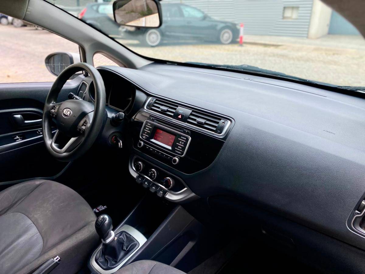 kia-rio-2015-diesel-1120cc