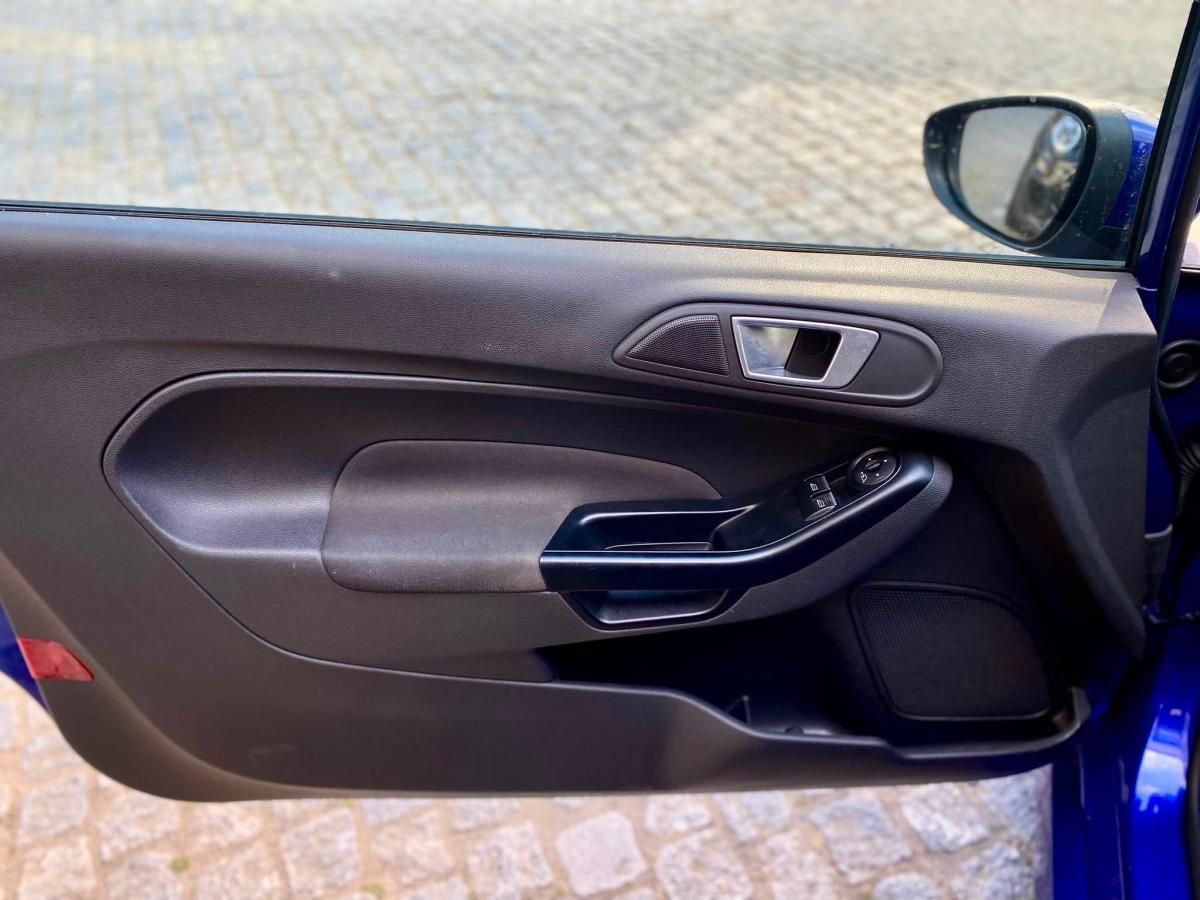 ford-fiesta-2015-gasolina-1596cc