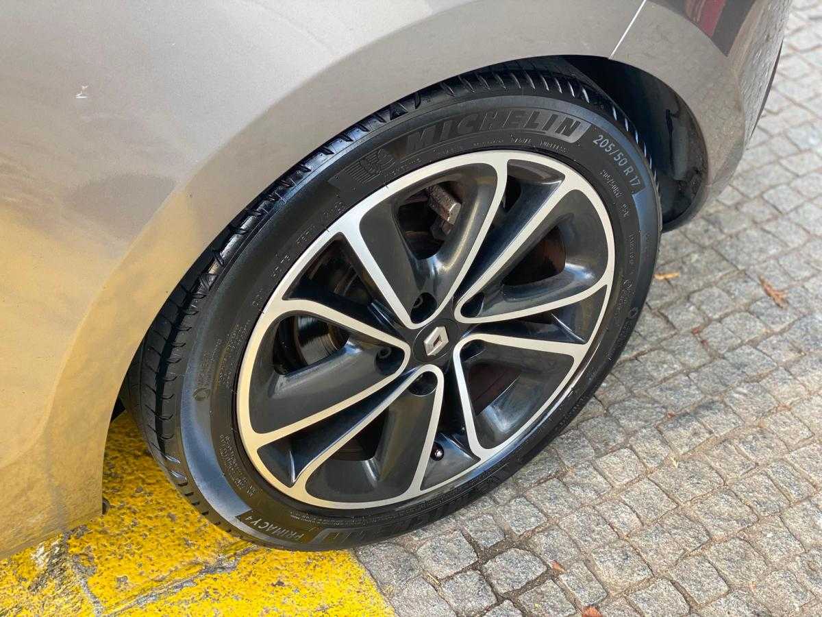 renault-megane-coupe-2013-diesel-1461cc