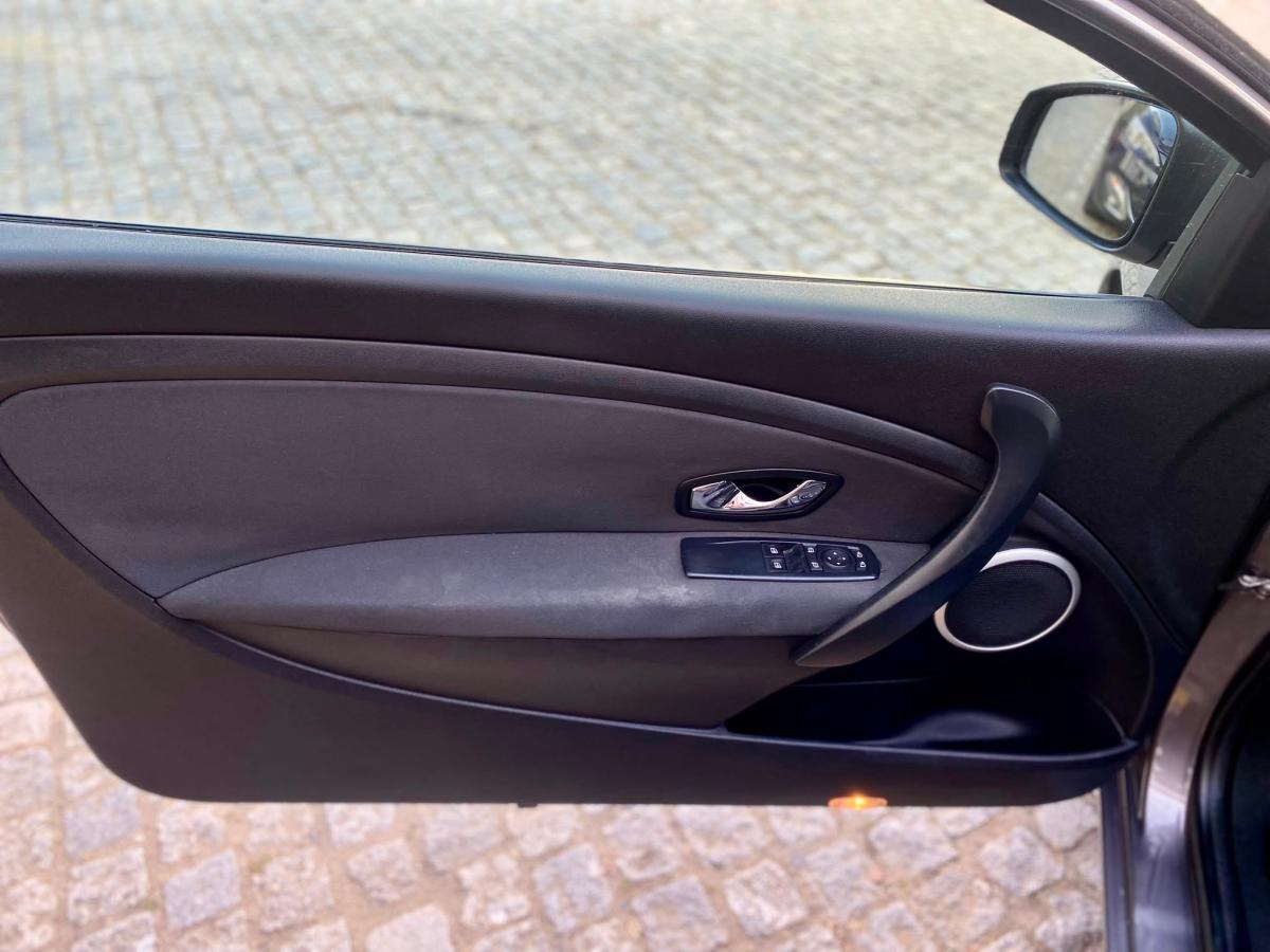 renault-megane-coupe-2013-diesel-1461cc