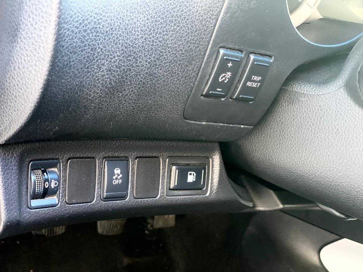 nissan-navara-2016-diesel-2298cc