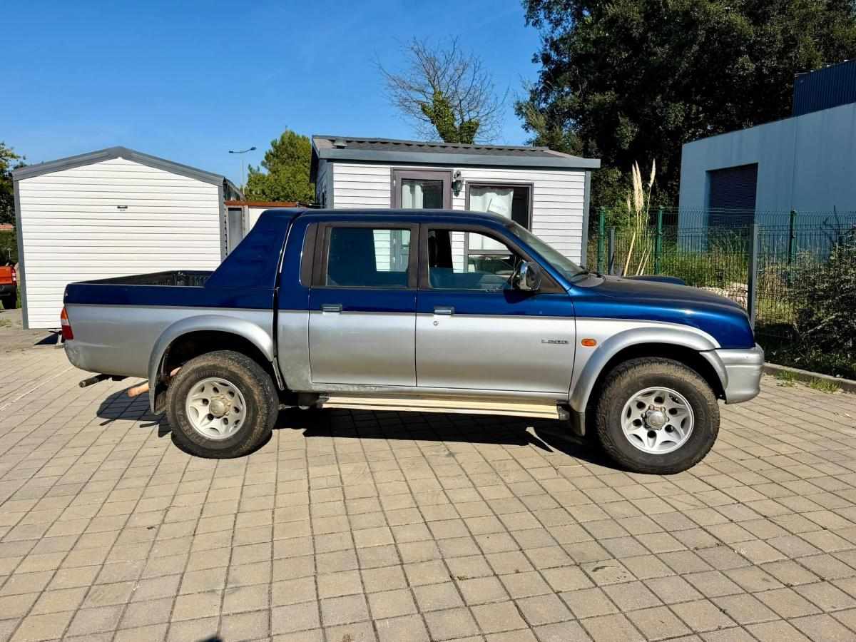 mitsubishi-l200-2000-diesel-2477cc