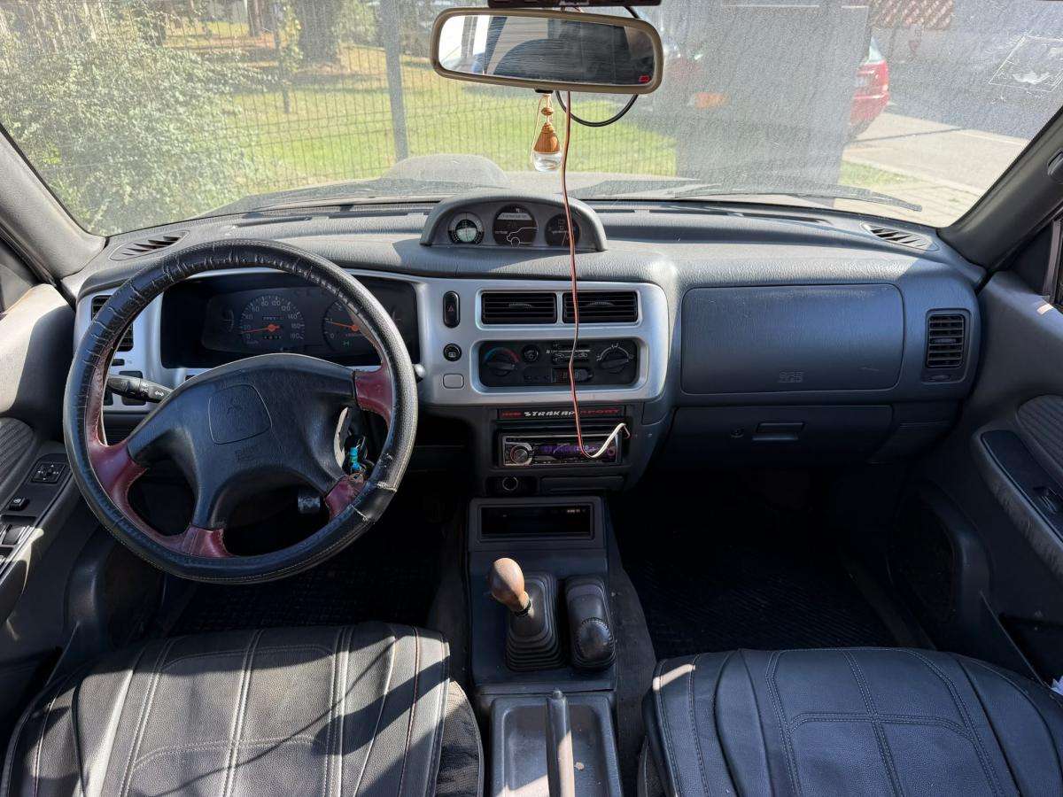 mitsubishi-l200-2000-diesel-2477cc