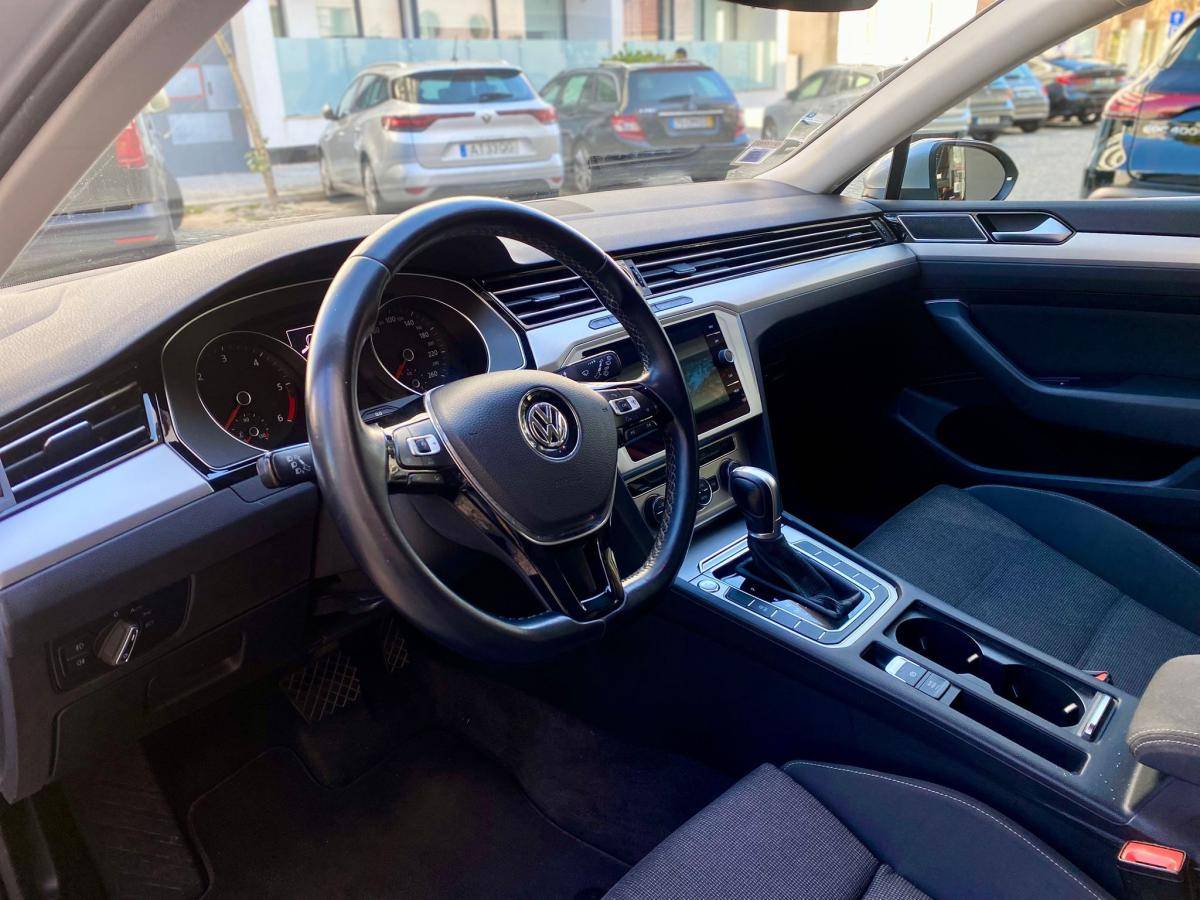 volkswagen-passat-variant-2018-diesel-1968cc