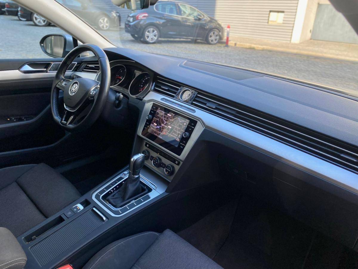 volkswagen-passat-variant-2018-diesel-1968cc
