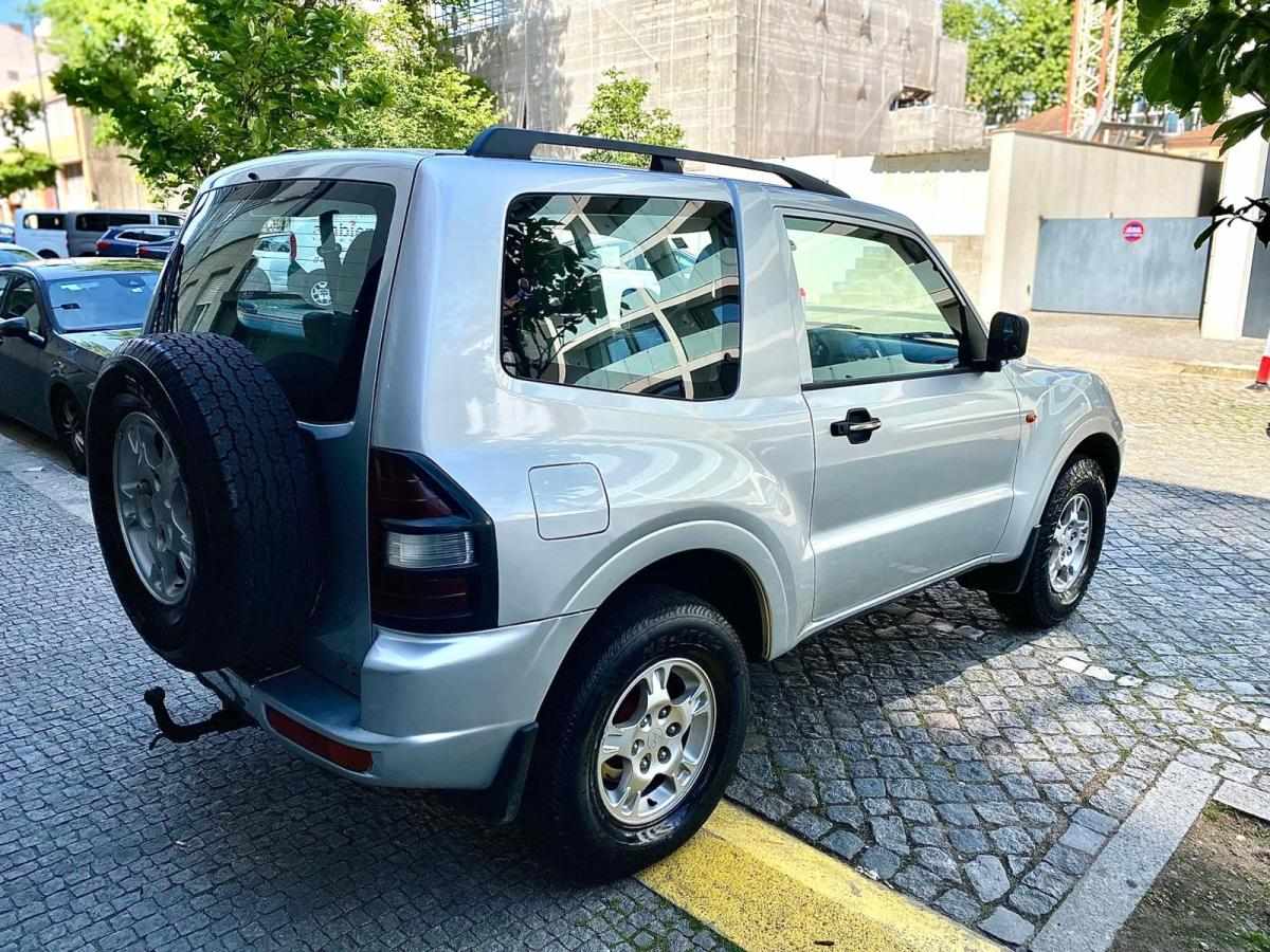 mitsubishi-pajero-2000-diesel-2477cc