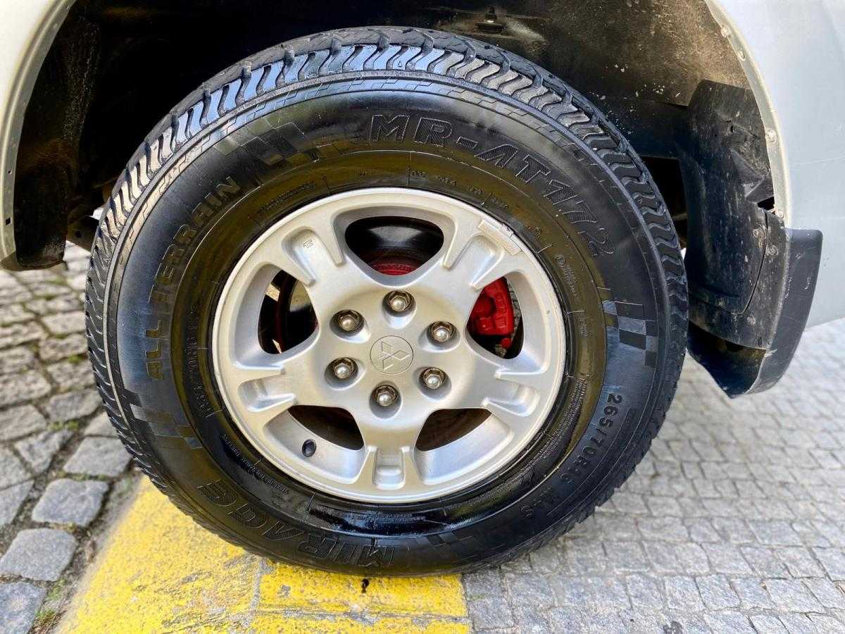 mitsubishi-pajero-2000-diesel-2477cc