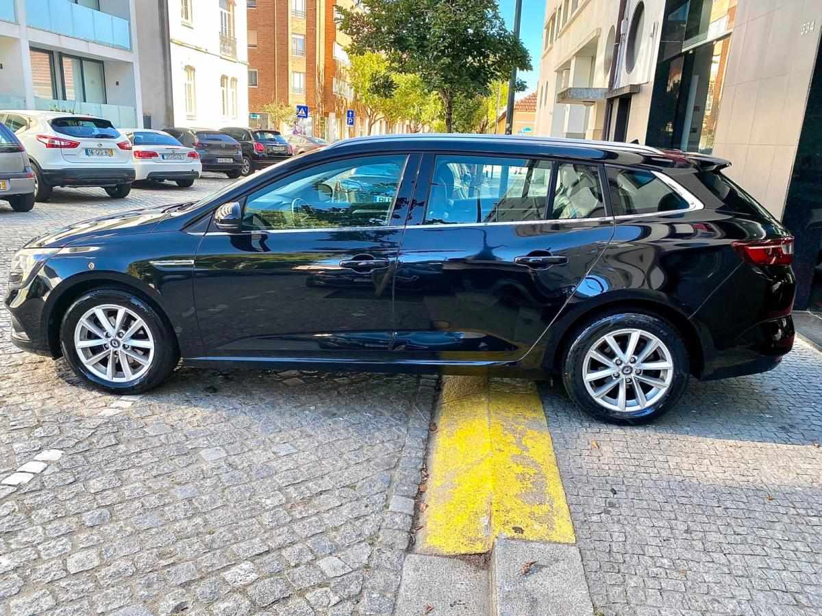 renault-megane-sport-tourer-2016-diesel-1461cc