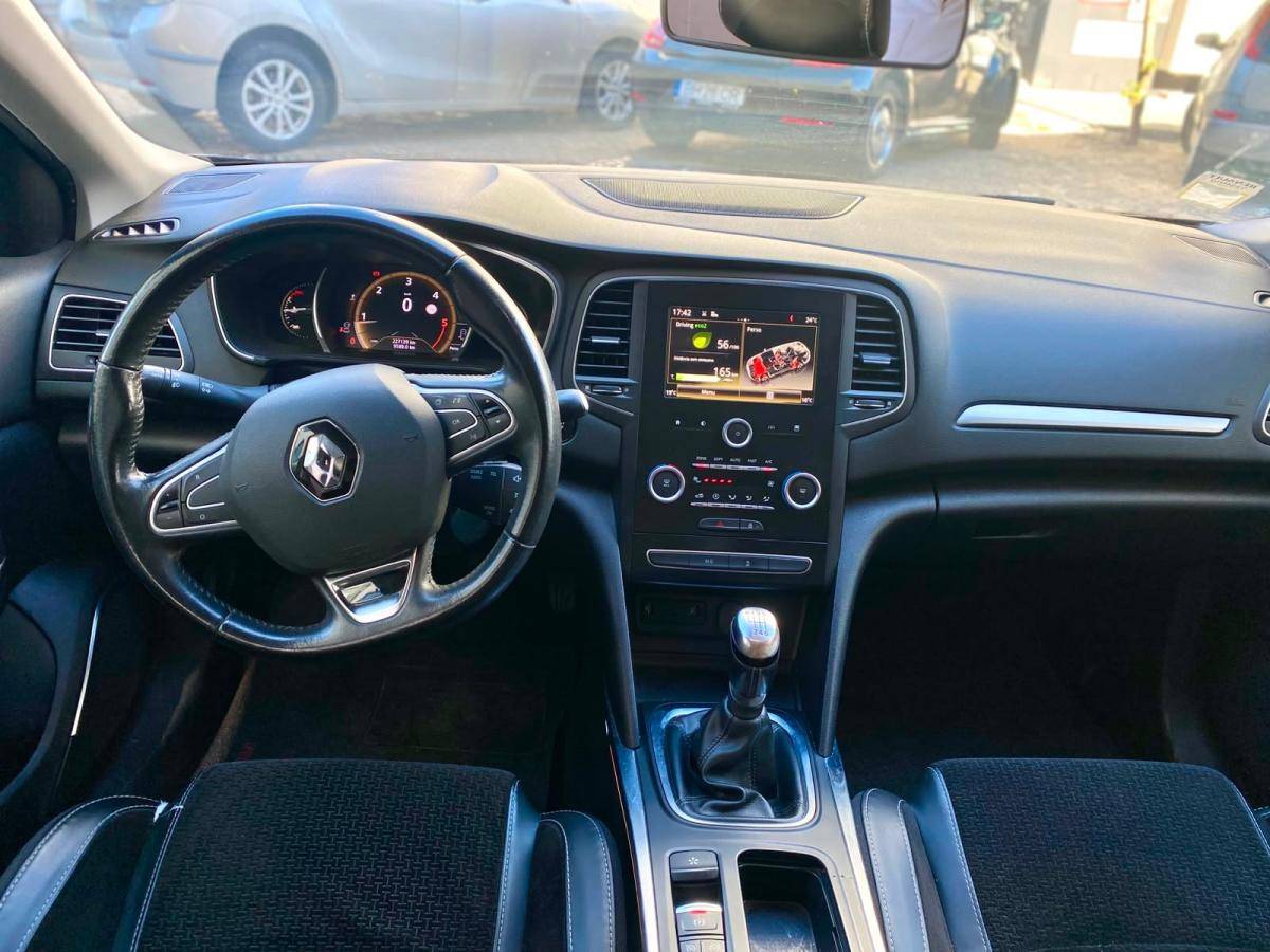 renault-megane-sport-tourer-2016-diesel-1461cc