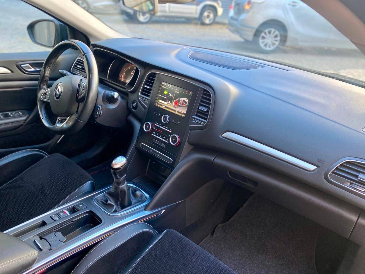 renault-megane-sport-tourer-2016-diesel-1461cc