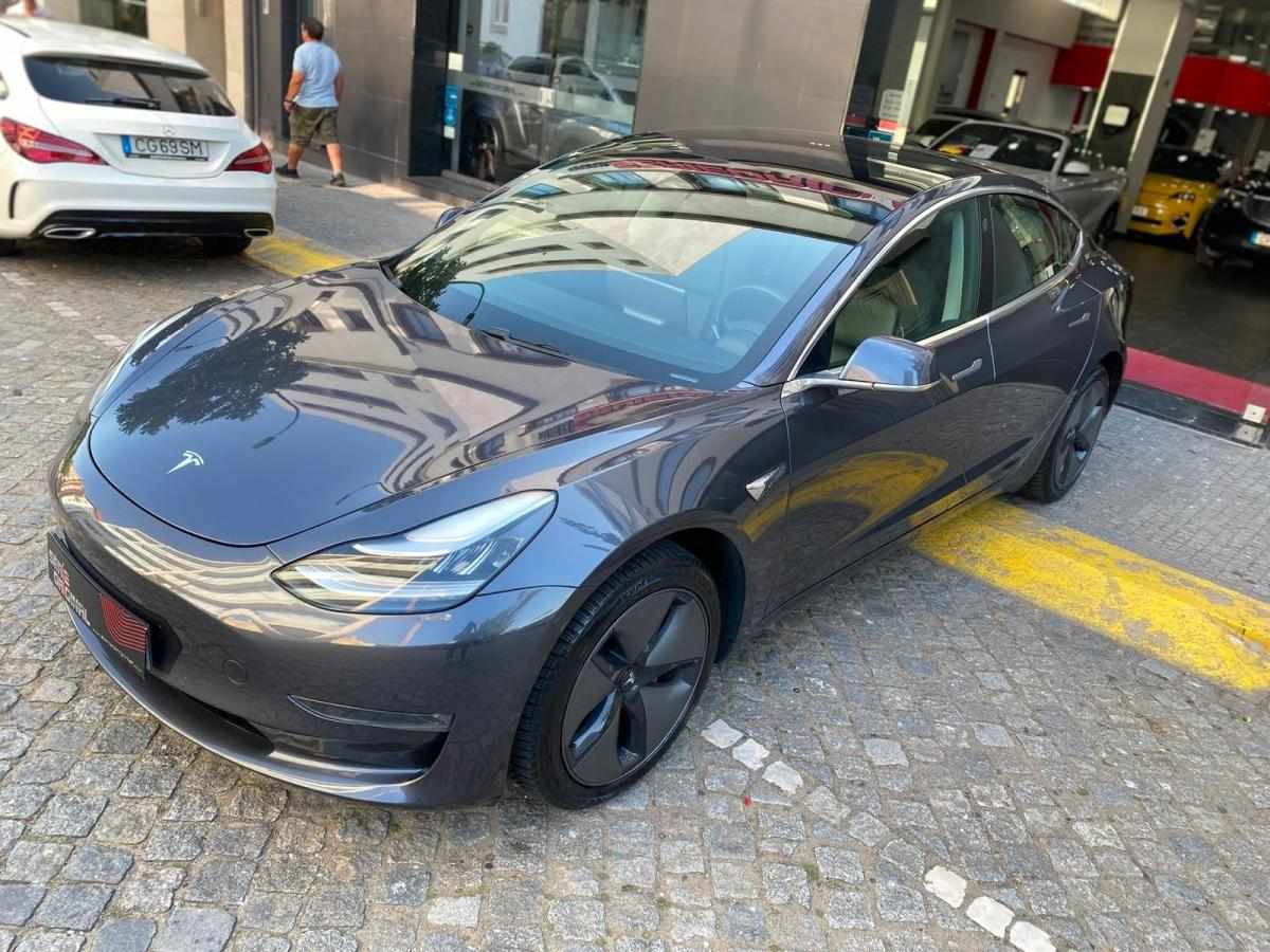 tesla-model-3-2019-eletrico-500cc