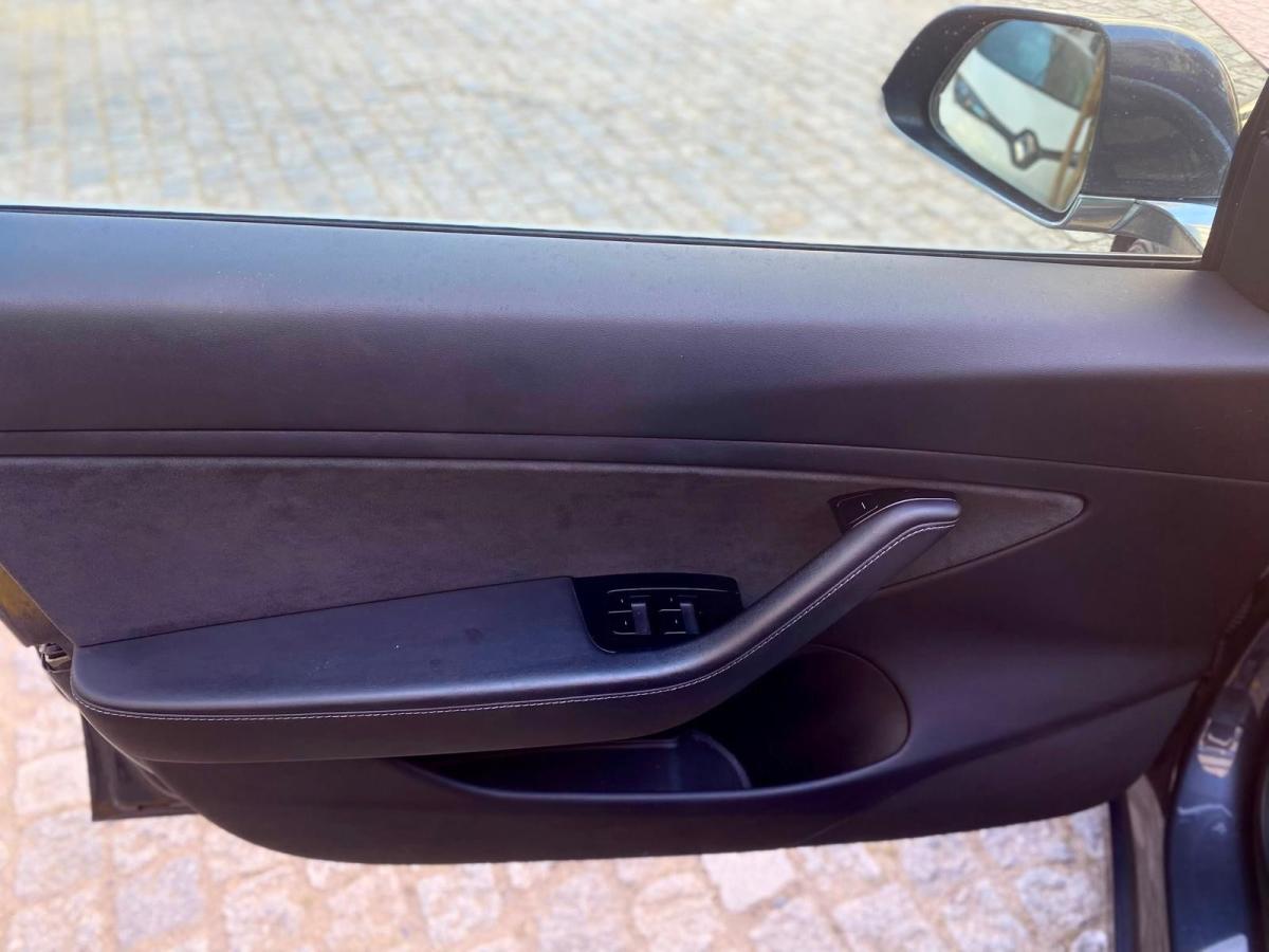 tesla-model-3-2019-eletrico-500cc