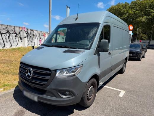 mercedes-benz-sprinter-2022-diesel-1950cc
