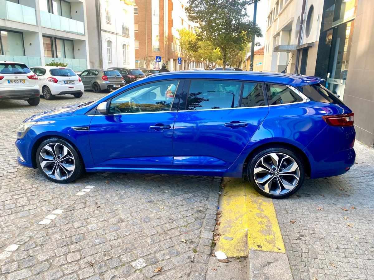 renault-megane-sport-tourer-2016-diesel-1598cc