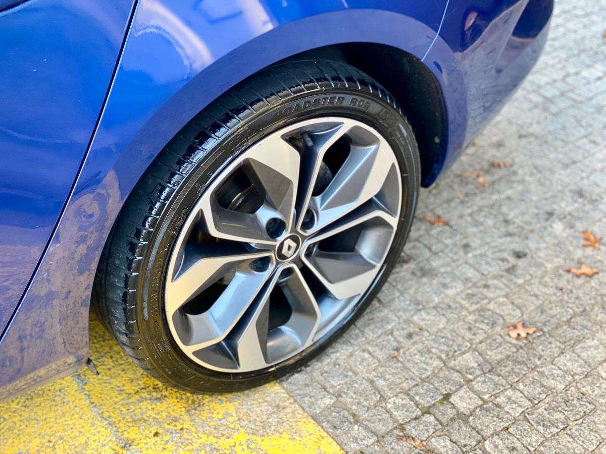 renault-megane-sport-tourer-2016-diesel-1598cc
