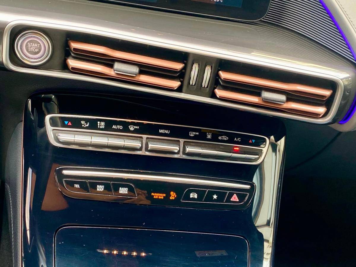 mercedes-benz-eqc-2021-eletrico-500cc