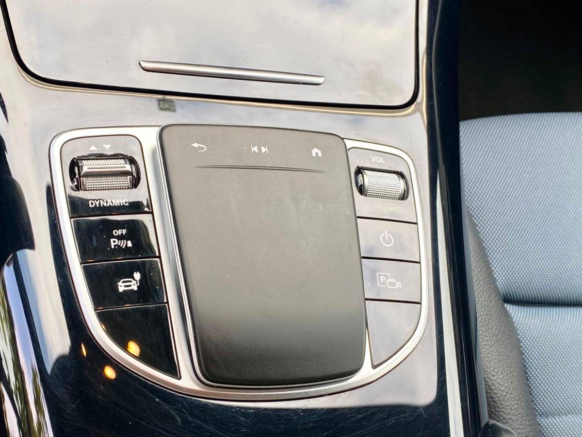 mercedes-benz-eqc-2021-eletrico-500cc