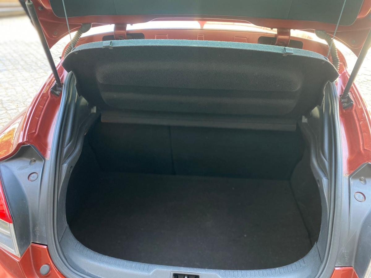 renault-megane-coupe-2012-diesel-1461cc