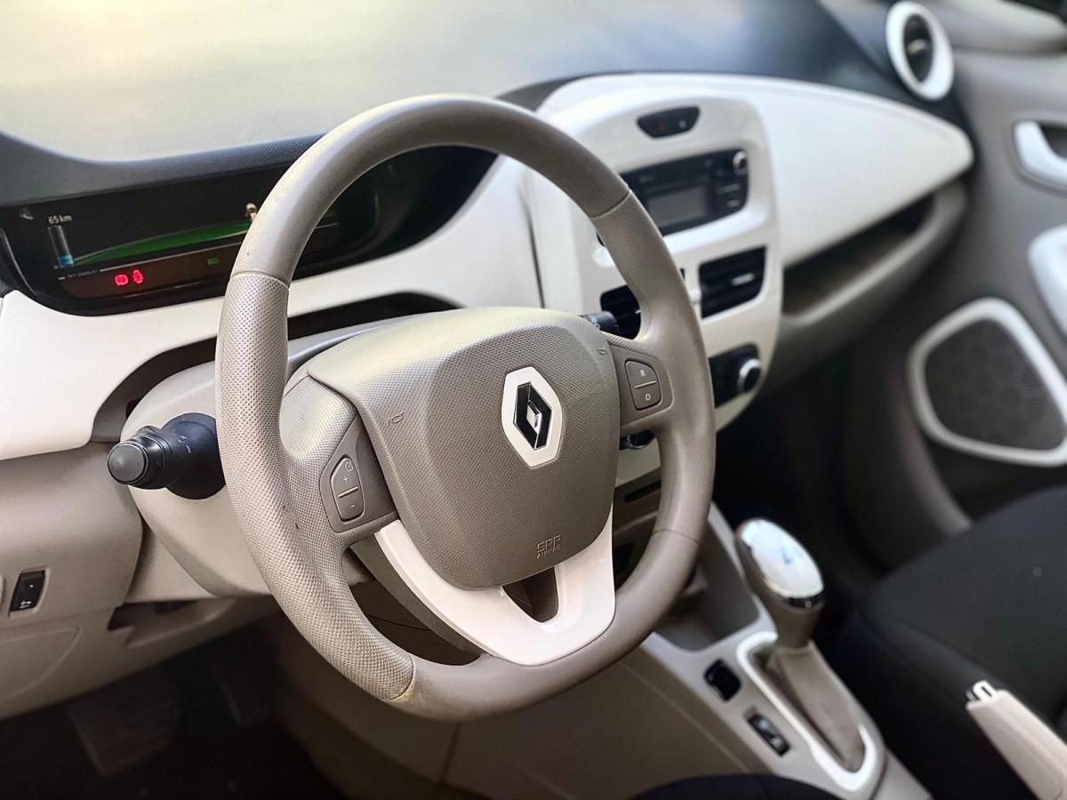renault-zoe-2018-eletrico-500cc