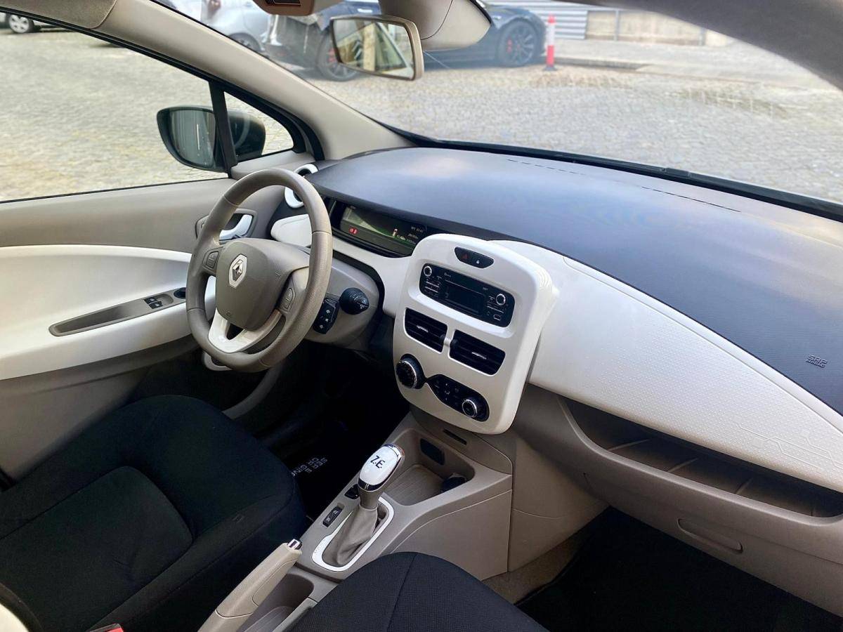 renault-zoe-2018-eletrico-500cc