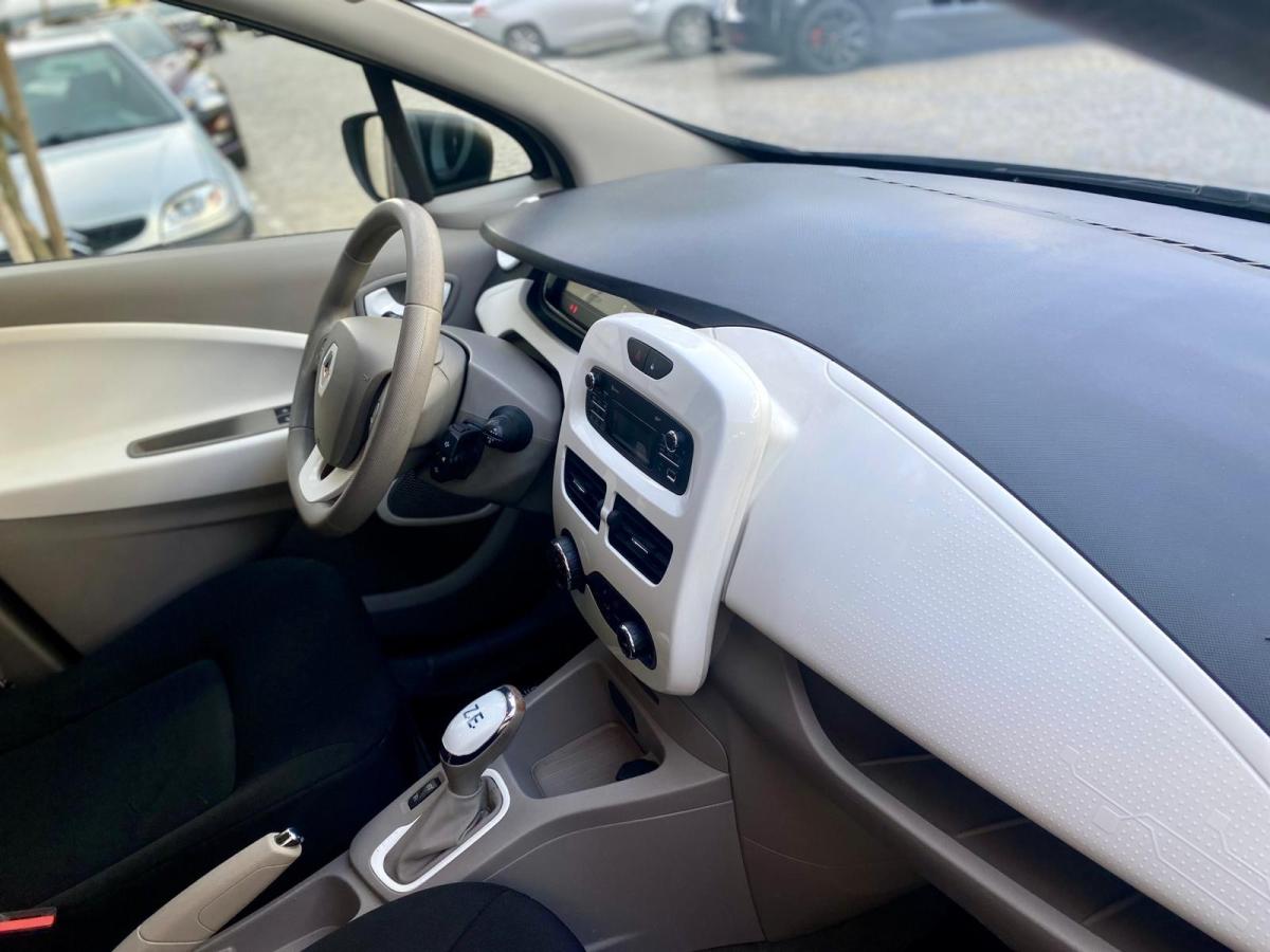 renault-zoe-2018-eletrico-500cc