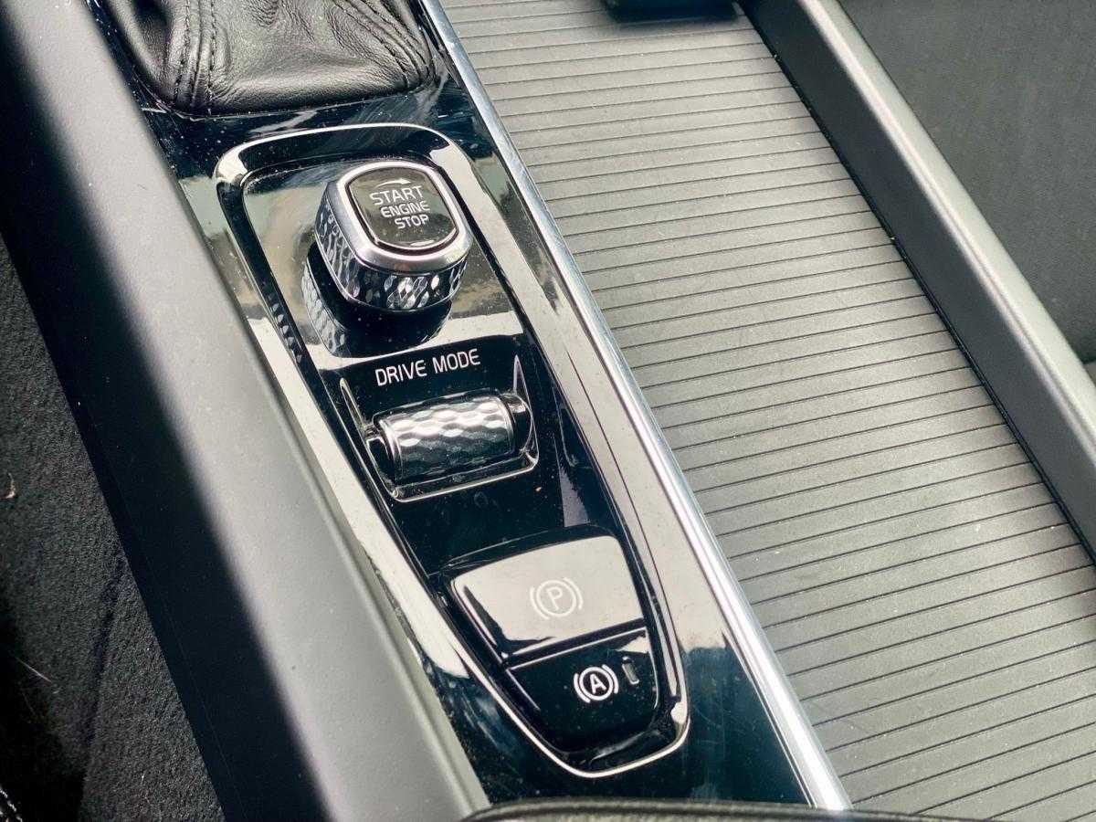 volvo-v60-2019-diesel-1969cc