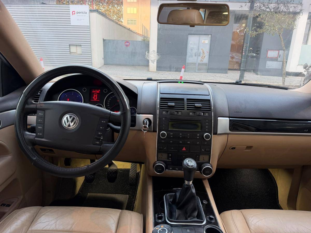 volkswagen-touareg-2005-diesel-2461cc