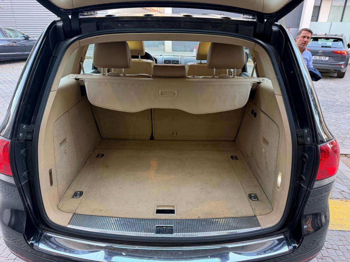 volkswagen-touareg-2005-diesel-2461cc