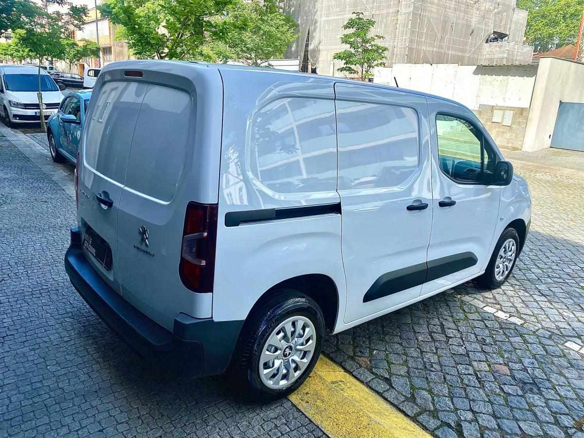 peugeot-partner-2022-diesel-1499cc