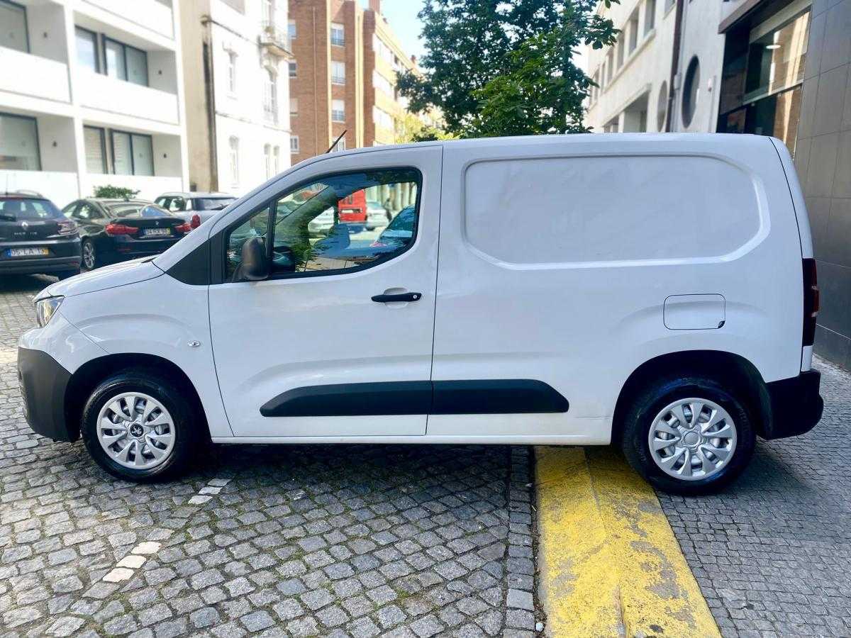 peugeot-partner-2022-diesel-1499cc