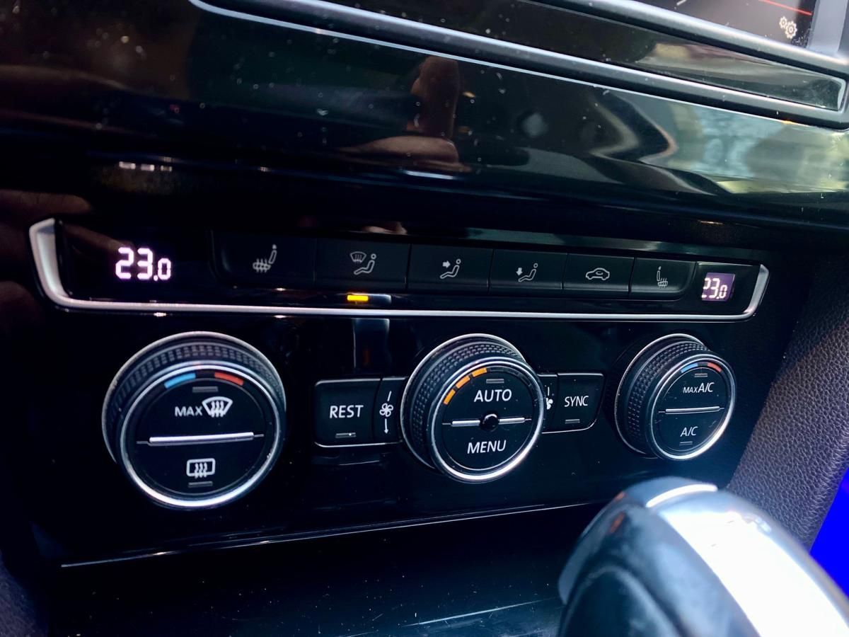 volkswagen-passat-variant-2015-diesel-1968cc