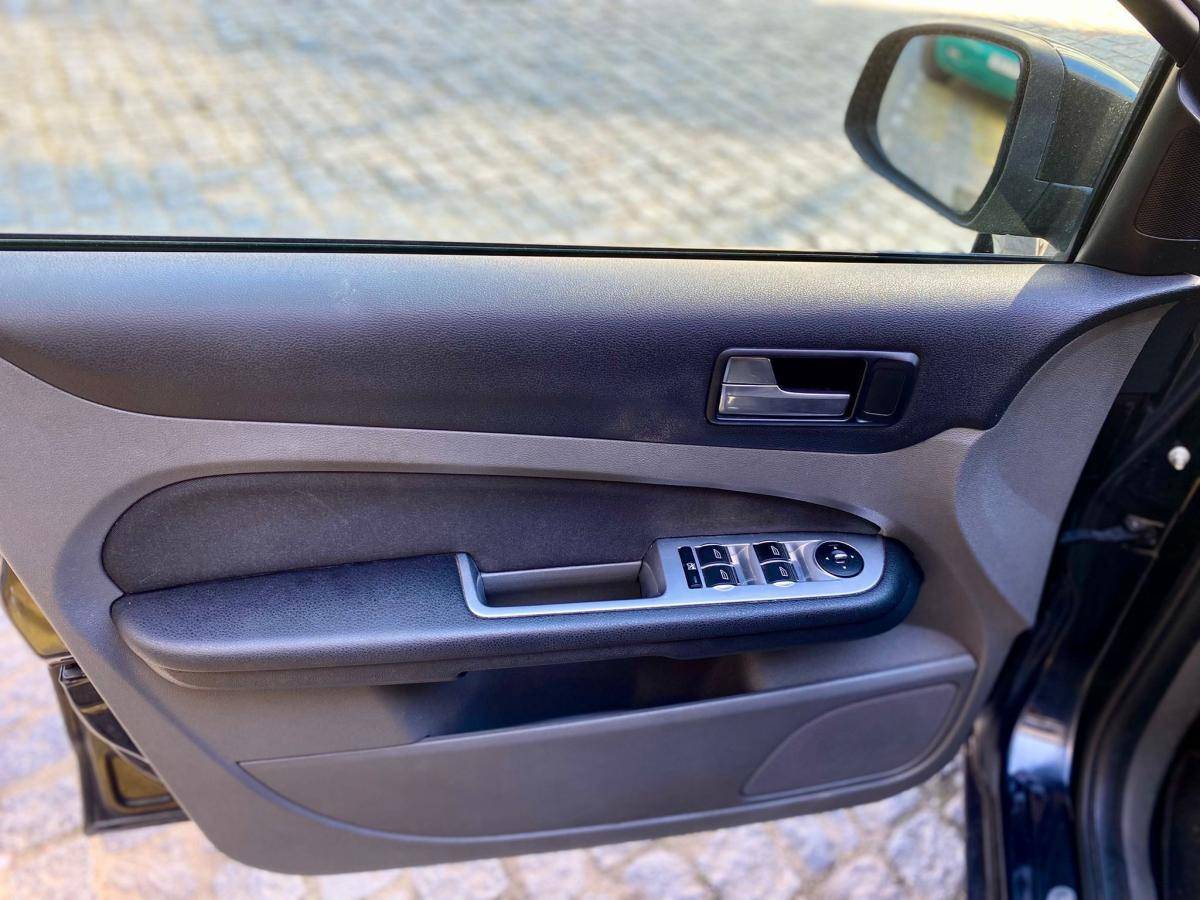 ford-focus-sw-2008-diesel-1560cc