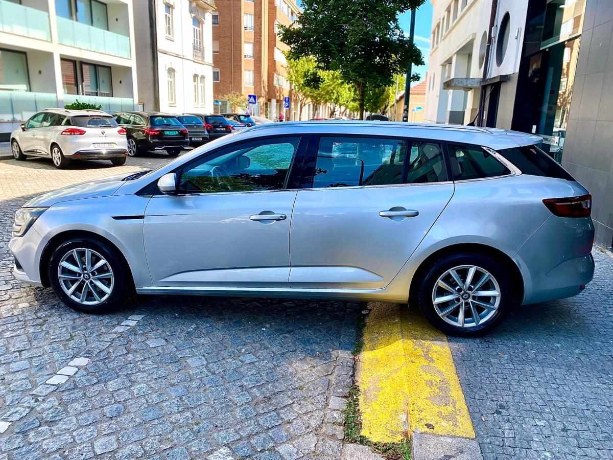 renault-megane-sport-tourer-2017-diesel-1461cc