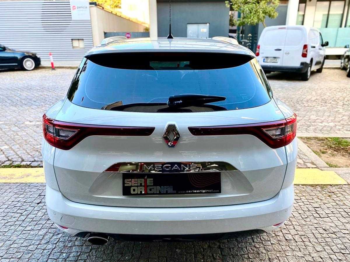 renault-megane-sport-tourer-2017-diesel-1461cc