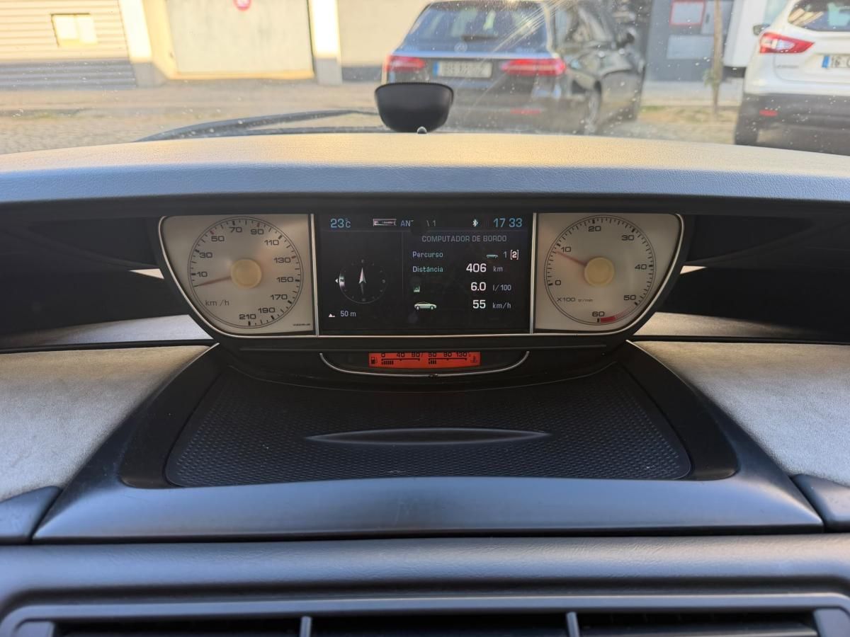 peugeot-807-2010-diesel-1997cc