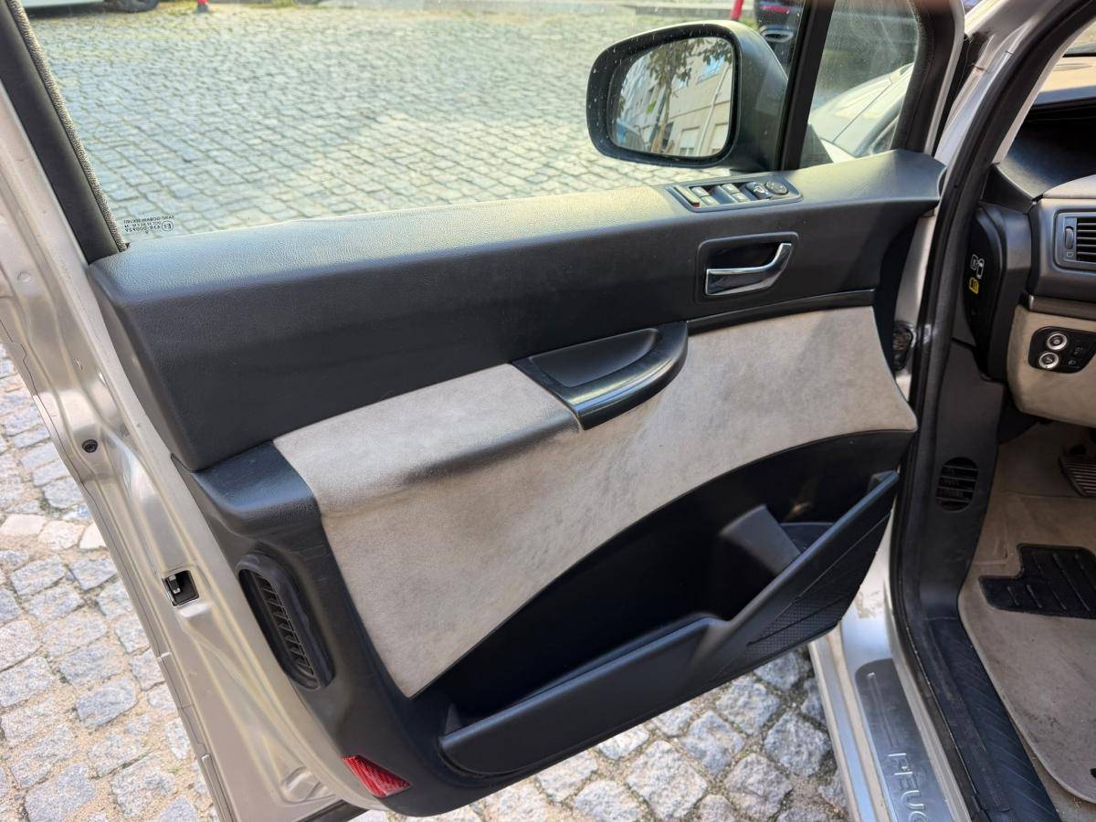 peugeot-807-2010-diesel-1997cc