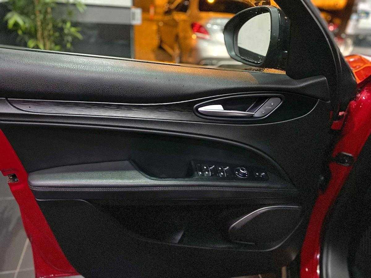 alfa-romeo-stelvio-2018-diesel-2143cc